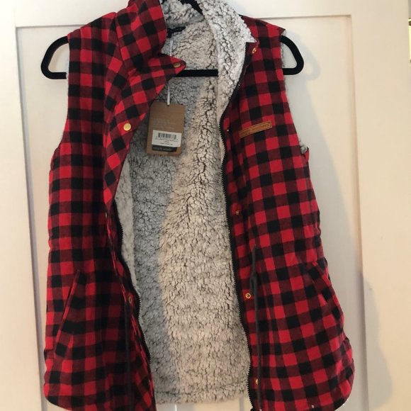 NWT Simply Southern Sherpa Lined Buffalo Check Vest - Picture 5 of 5